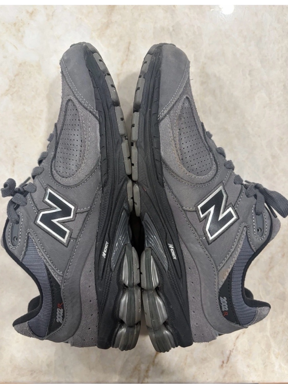 New Balance 2002R Castlerock Black M2002REH Mens Size 10.5 Running Shoes - Picture 3 of 6